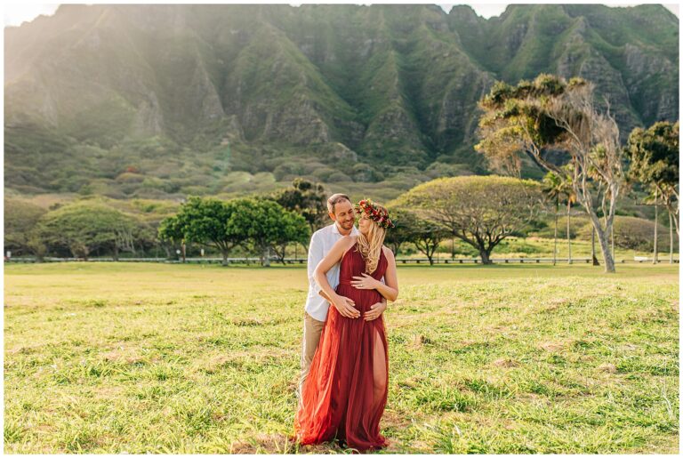 Kualoa Regional Park Maternity Photos