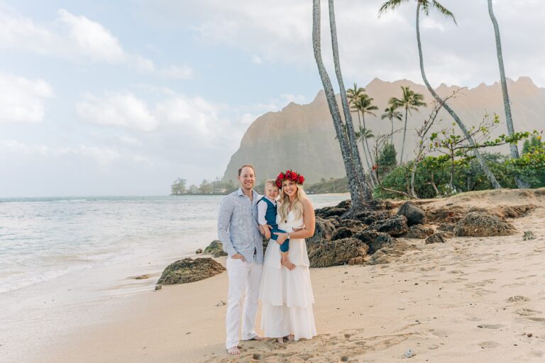 A Family Photoshoot on Oahu’s Enchanting Shores